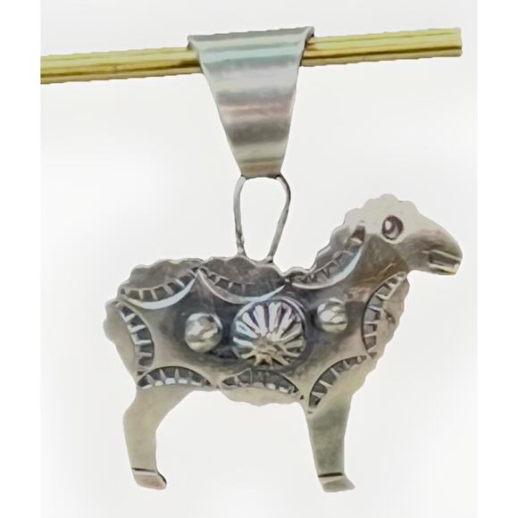 Navajo CHIMNEY BUTTE Sterling Silver Sheep Pendant Hand Stamped 925 Signed - Picture 1 of 11